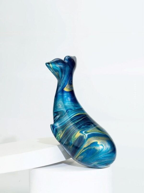 Whale Fall Lacquer Figurine - Image 2