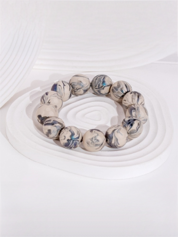 Silver Fox Lacquer Bracelet - Image 5