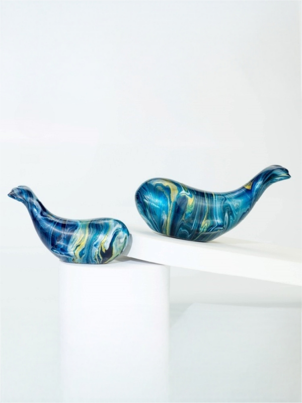 Whale Fall Lacquer Figurine - Image 4