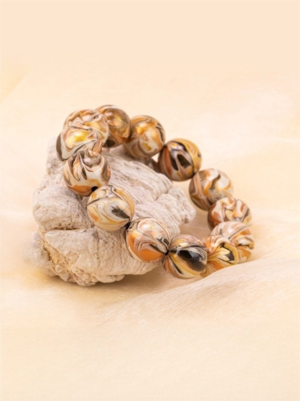 Wen Chou Lacquer Bracelet - Image 5