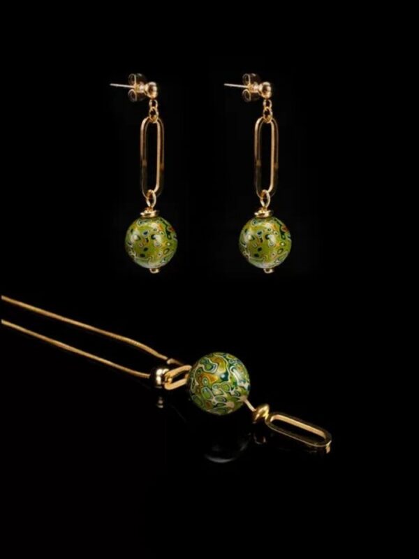 Chang Le Yue Lacquer Earrings - Image 6