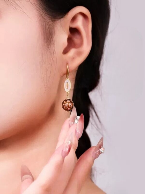 Xiāng Diàn Yù Lacquer Earrings - Image 3