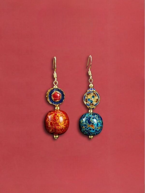 Mei Chun Lacquer Earrings - Image 7