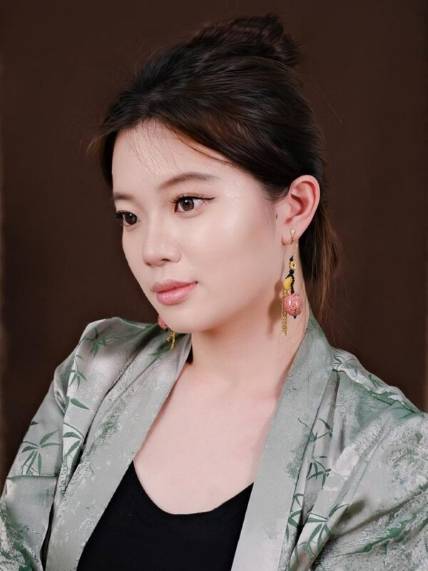 Tīng Yán Zhǐ Lacquer Earrings - Image 5